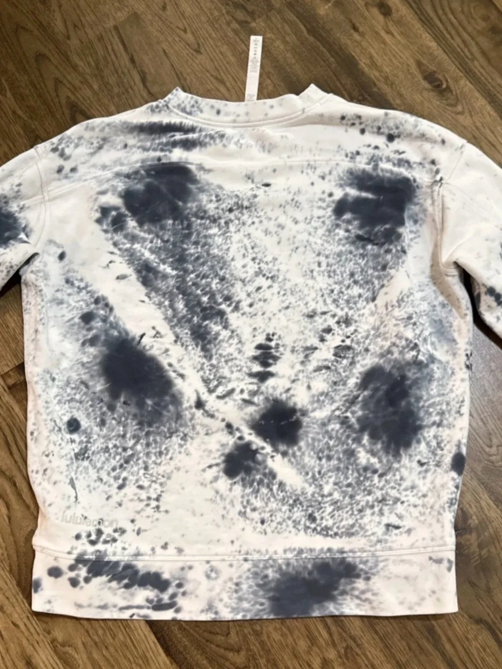 lululemon athletica White Navy Tie-Dye oversized Crewneck sweatshirt Size 4- 030